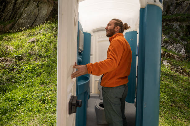 Best Porta potty delivery and setup  in Gibraltar, MI