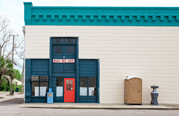 Best Best portable toilet rental  in Gibraltar, MI
